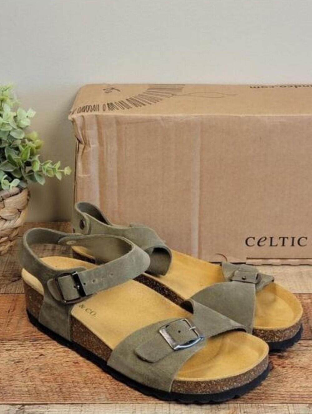 NEW Celtic & Co. 37 Low Cork Wedge Double Buckle Sandals Green Suede Shoes 6.5